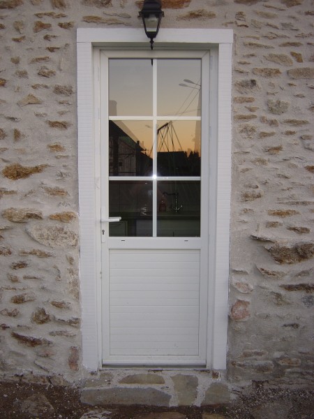 Porte d'entrée PVC