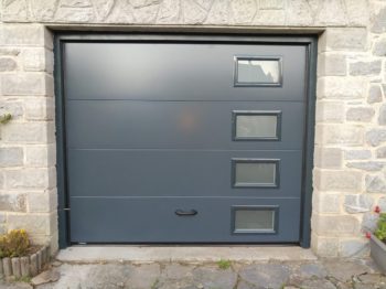 Porte de garage sectionnelle gris anthracite RAL 7016